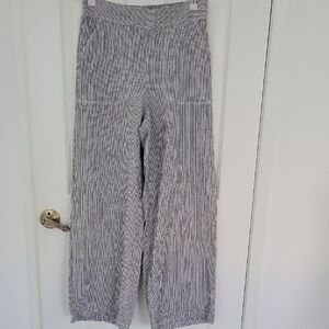 Max Studio Black and White Striped Wide Leg Pants